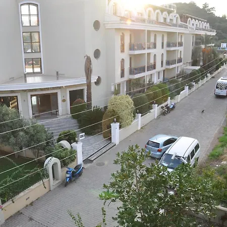 Meltem Tatil Evleri Casa de Férias *